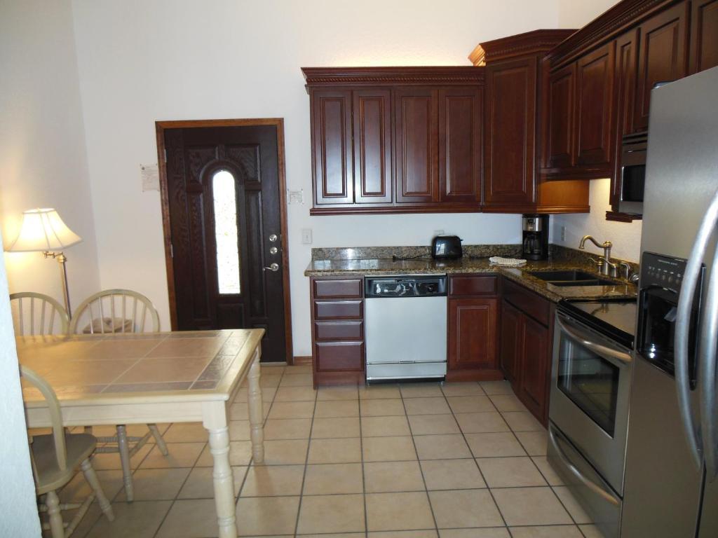 Casa Del Sol Beach Resort Маратон Номер фото